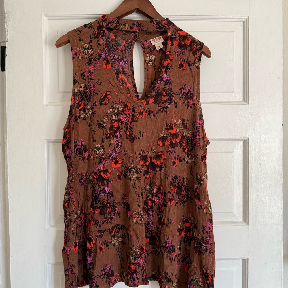 Mossimo Supply Co. Floral Sleeveless Blouse - Brown and Red